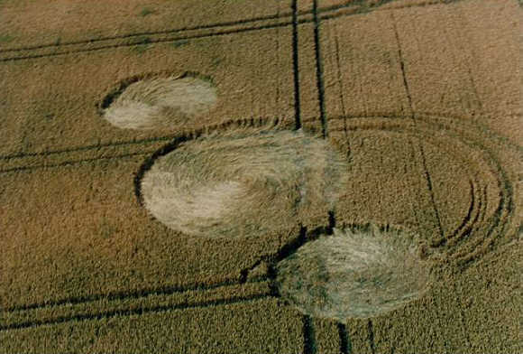 Brattoncastle87b.jpg (40696 bytes)