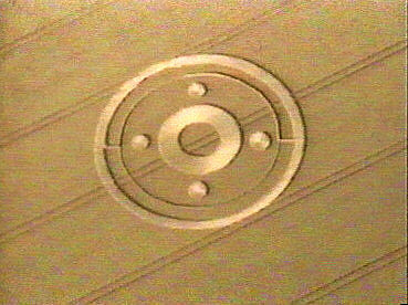 hamlet98.jpg (36540 bytes)