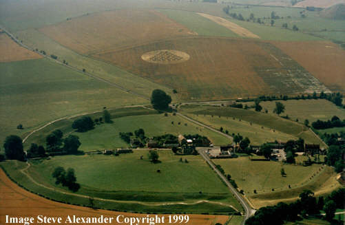 aveburyavenuestonecircle99b.jpg (27090 bytes)
