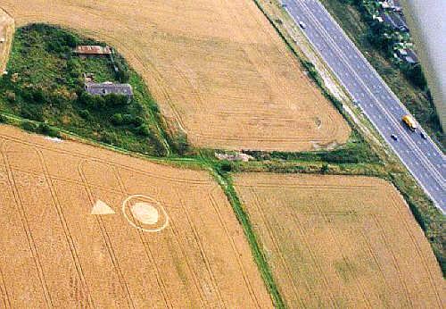 MillHilllongshot.jpg (42146 bytes)