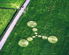 Wexcombelandscape2000sa.jpg (66233 bytes)